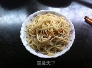 热干面的做法步骤:11