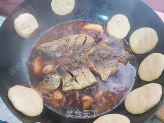 铁锅炖鱼贴饼子的做法步骤:22
