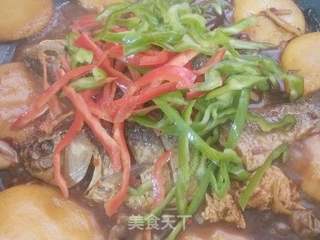 铁锅炖鱼贴饼子的做法步骤:23
