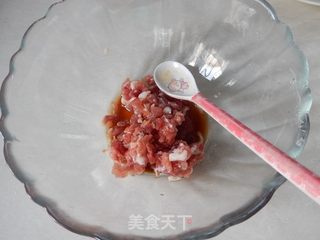 酱香肉末茄丝饼的做法步骤：4