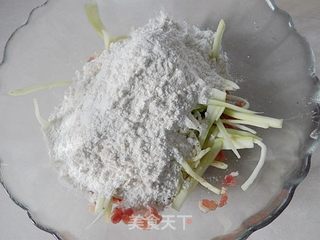 酱香肉末茄丝饼的做法步骤:6