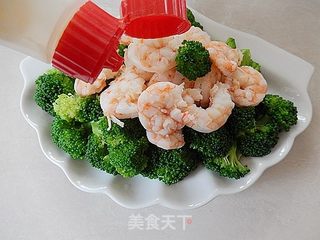 虾仁西兰花沙拉的做法步骤:9