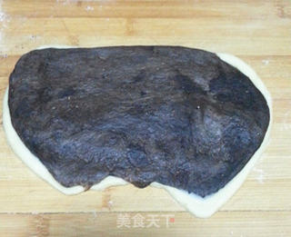 可可双色面包的做法步骤:6