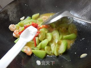 虾仁炒丝瓜的做法步骤:11