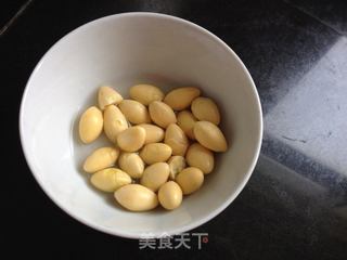 南瓜小米白果粥的做法步骤:2