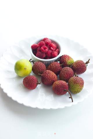 鲜果青柠饮的做法步骤:5
