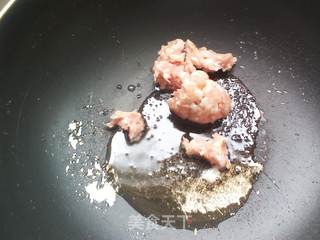 宝宝最爱卡通造型饭之一--------小兔子咖啡土豆饭的做法步骤:4