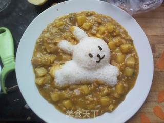 宝宝最爱卡通造型饭之一--------小兔子咖啡土豆饭的做法步骤:13