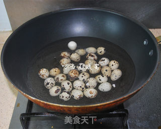 舌尖上的卤水鹌鹑蛋的做法步骤:2