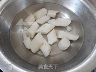 山药玉米骨汤的做法步骤:3