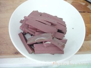 陕西美食-----粉汤羊血的做法步骤:2