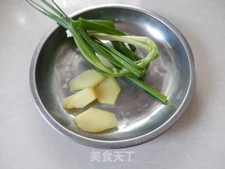 清淡营养：山药鸽子汤的做法步骤：5