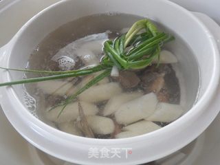 清淡营养:山药鸽子汤的做法步骤:8