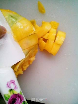 酸奶芒果泥雪糕的做法步骤:5