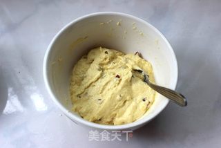 常吃粗粮更健康——红枣玉米发糕的做法步骤：6