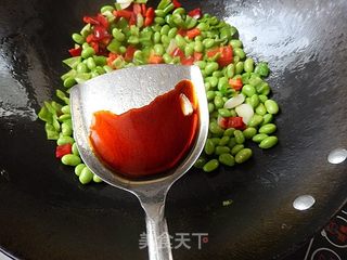 双椒炒毛豆仁的做法步骤:9