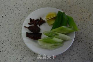 红烧牛霖的做法步骤：2