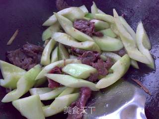 牛肉炒白瓜的做法步骤:6