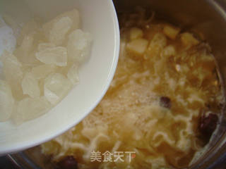 银耳红枣马蹄糖水的做法步骤:7