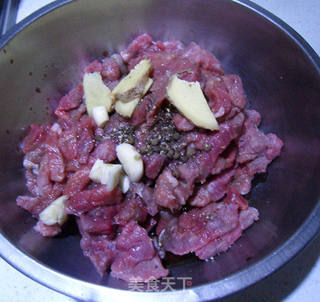 孜然牛肉干的做法步骤:2