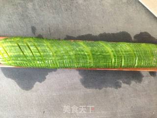 蓑衣黄瓜——夏季的开胃凉菜的做法步骤:2