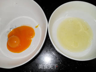 平底锅美味——水果夹心蛋糕片的做法步骤:2