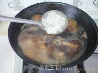 麻辣鸭脖的做法步骤:8