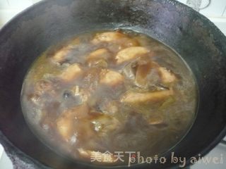 麻辣鸭脖的做法步骤:9