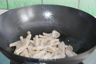 怪味鸡爪的做法步骤:7