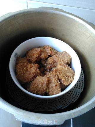 粉蒸肉的做法步骤:12