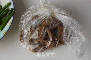 芦笋虾仁炒饭的做法步骤:2