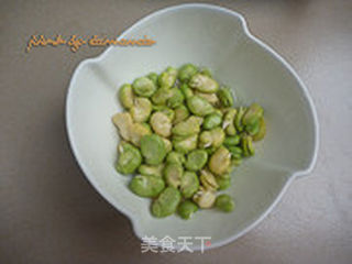 蚕豆牛肉汤的做法步骤:2