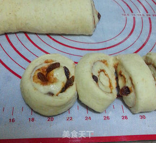 肉桂葡萄干面包的做法步骤:8