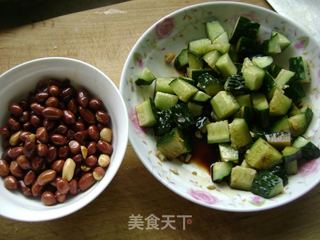 老醋花生的做法步骤：4
