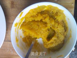 宝宝最爱卡通造型饭之二------花朵蛋炒饭的做法步骤:7