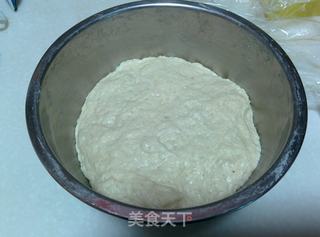 【奶酪果干面包】——中种面包机版的做法步骤:5
