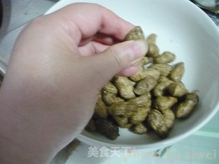 五香毛豆花生的做法步骤:3