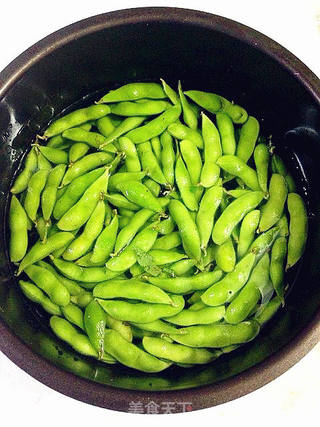 世界杯必备--卤毛豆的做法步骤:2