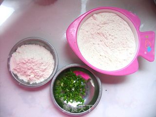 养胃佳品——香葱奶盐苏打饼干的做法步骤:4