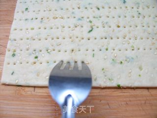 养胃佳品——香葱奶盐苏打饼干的做法步骤:14