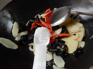 山药炒木耳的做法步骤:11