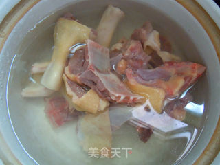砂锅煲汤--茶树菇煲鸭汤的做法步骤:3