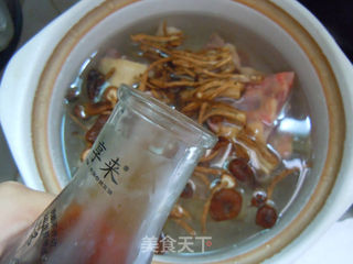 砂锅煲汤--茶树菇煲鸭汤的做法步骤:6