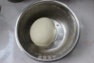 叫我怎能忘记它——葫芦肉饺的做法步骤:2