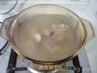 冬瓜排骨汤的做法步骤：4