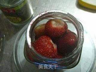草莓醋的做法步骤:2