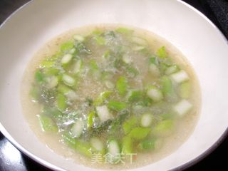 虾仁鲜贝炒芦笋的做法步骤:5