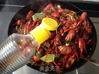 麻辣小龙虾的做法步骤:11