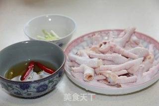 看球必备——泡椒凤爪的做法步骤:2