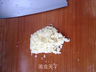 蒜蓉粉丝烤扇贝的做法步骤:3